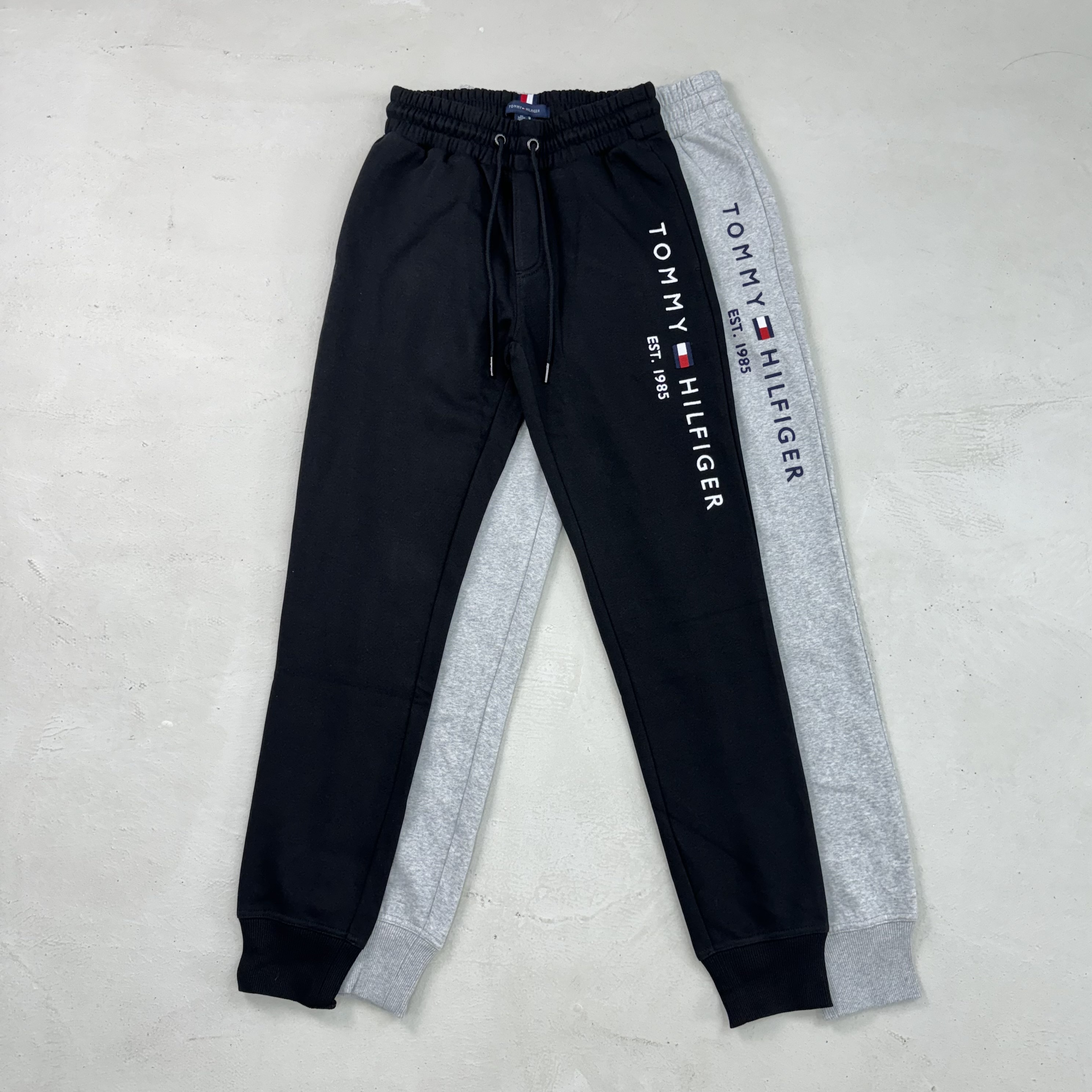 Tommy Hilfiger 側刺繡LOGO棉褲 黑