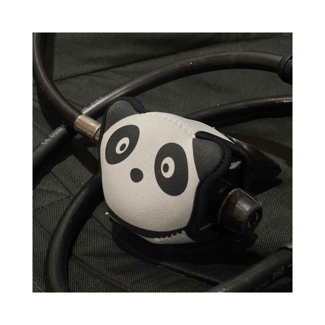 ▲鉄市設計-二級頭造型保護套-黑白熊貓