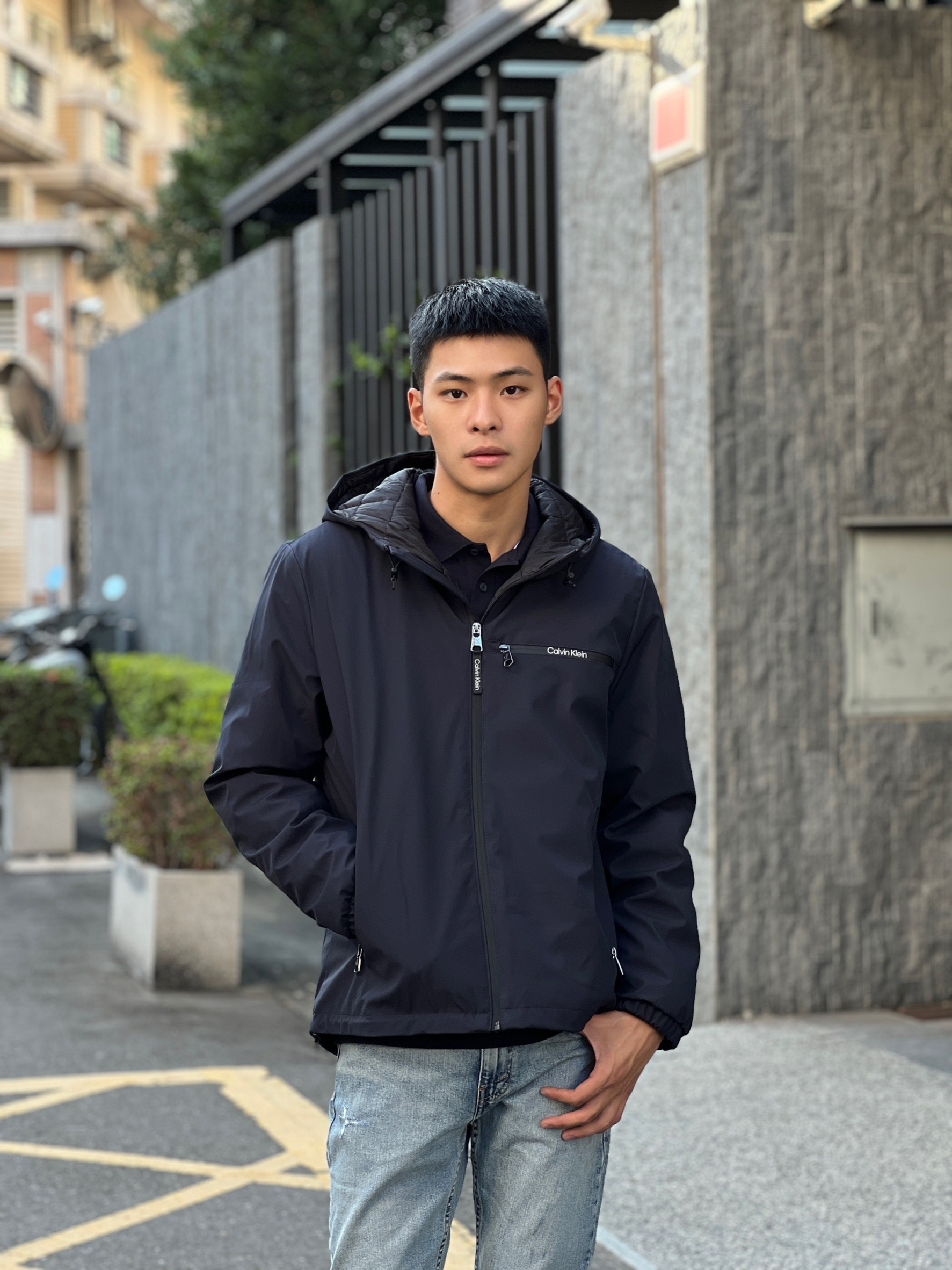 Calvin Klein CK 前拉鍊字母 鋪棉 連帽外套 厚外套 保暖外套