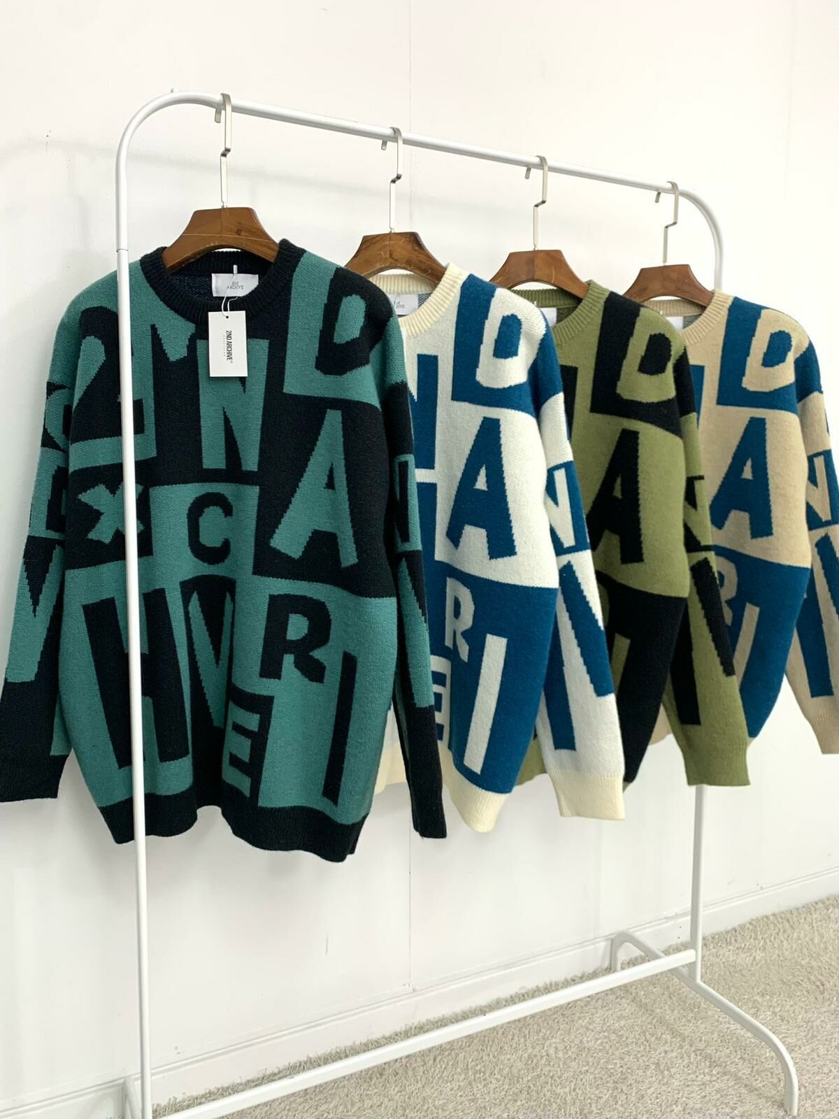 圓領英文字針織衫 2nd ARCHIVE-062T