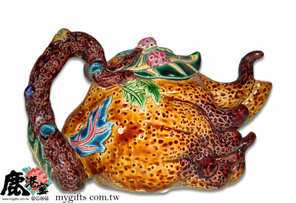 台灣國寶交趾陶｜ 佛手瓜茶壺