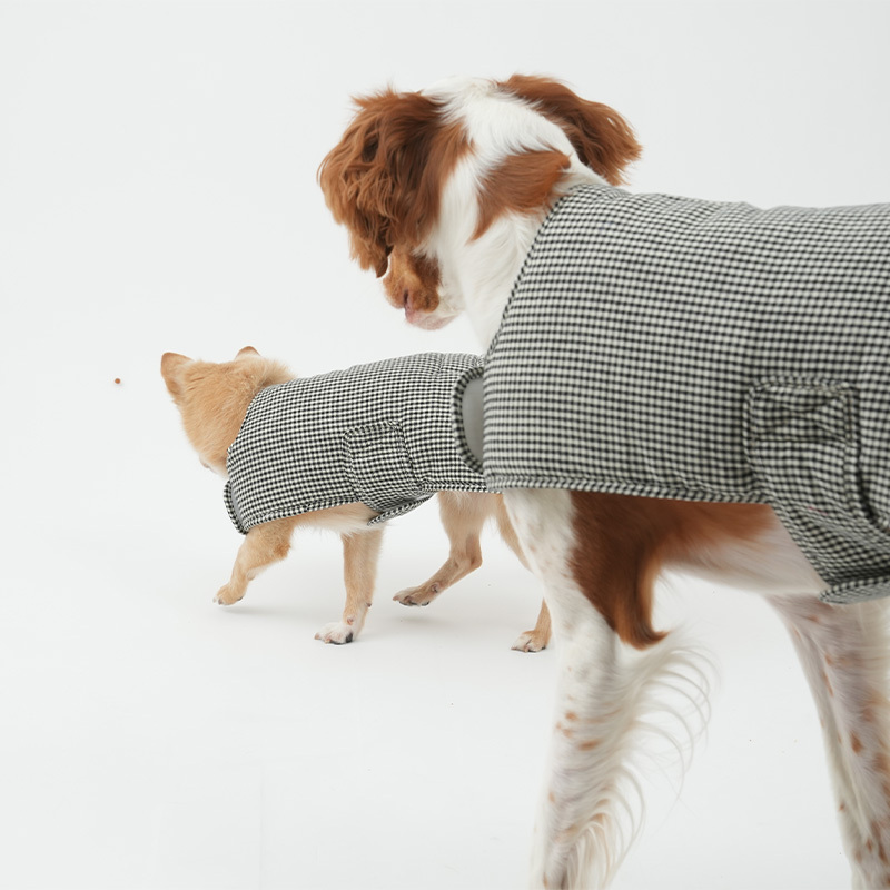 puppygallery｜棋盤格紋雙面披風 黑白