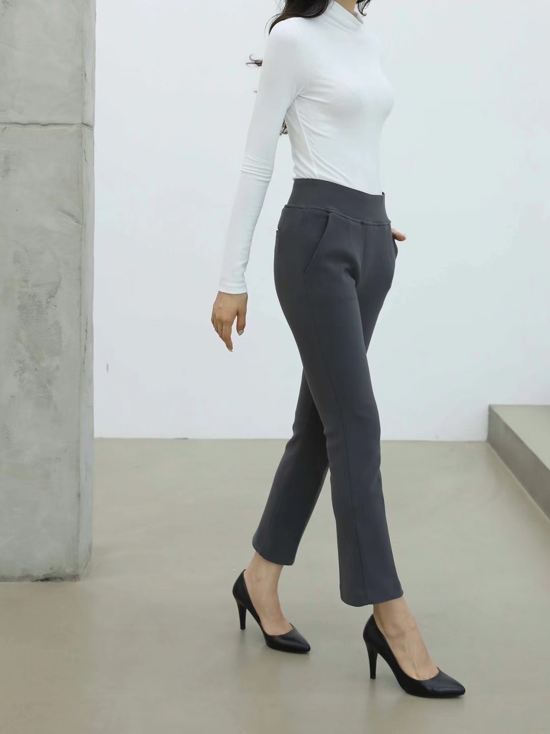 壓腹修飾長款直筒褲