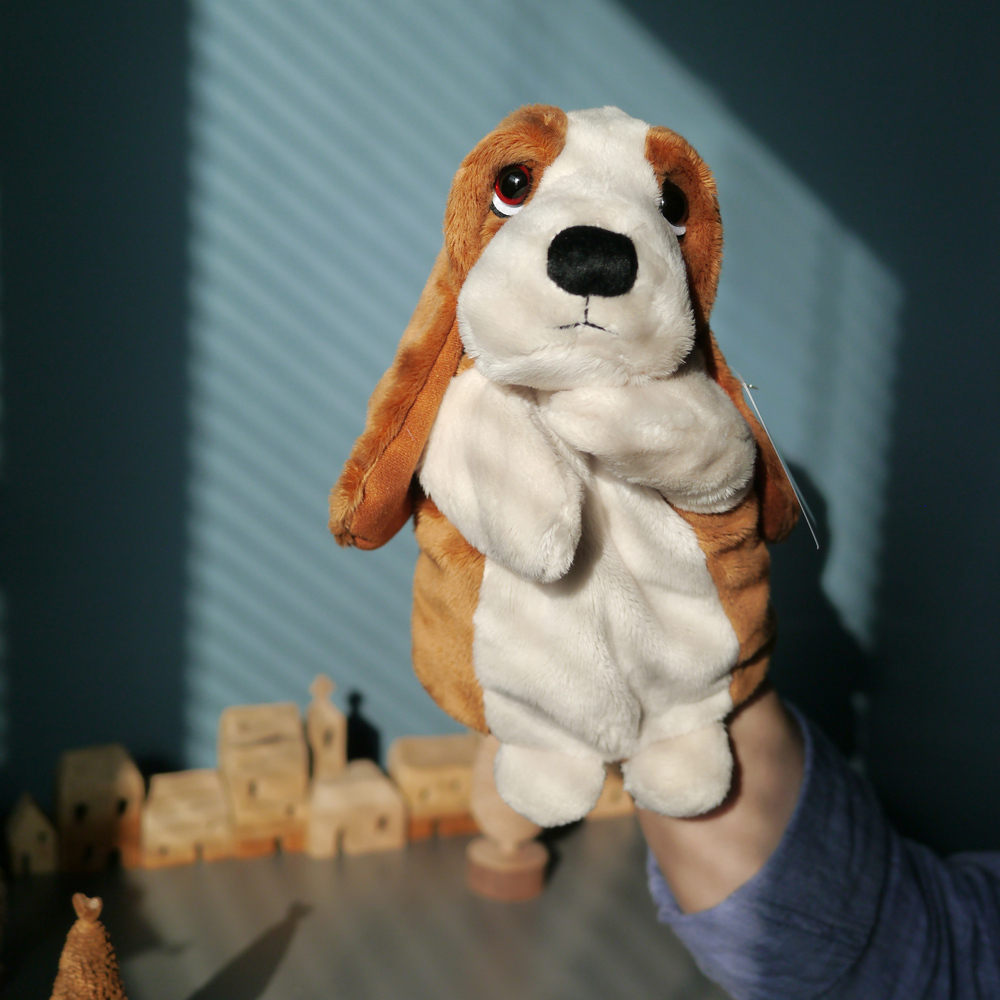 10" 手掌巴吉度玩偶