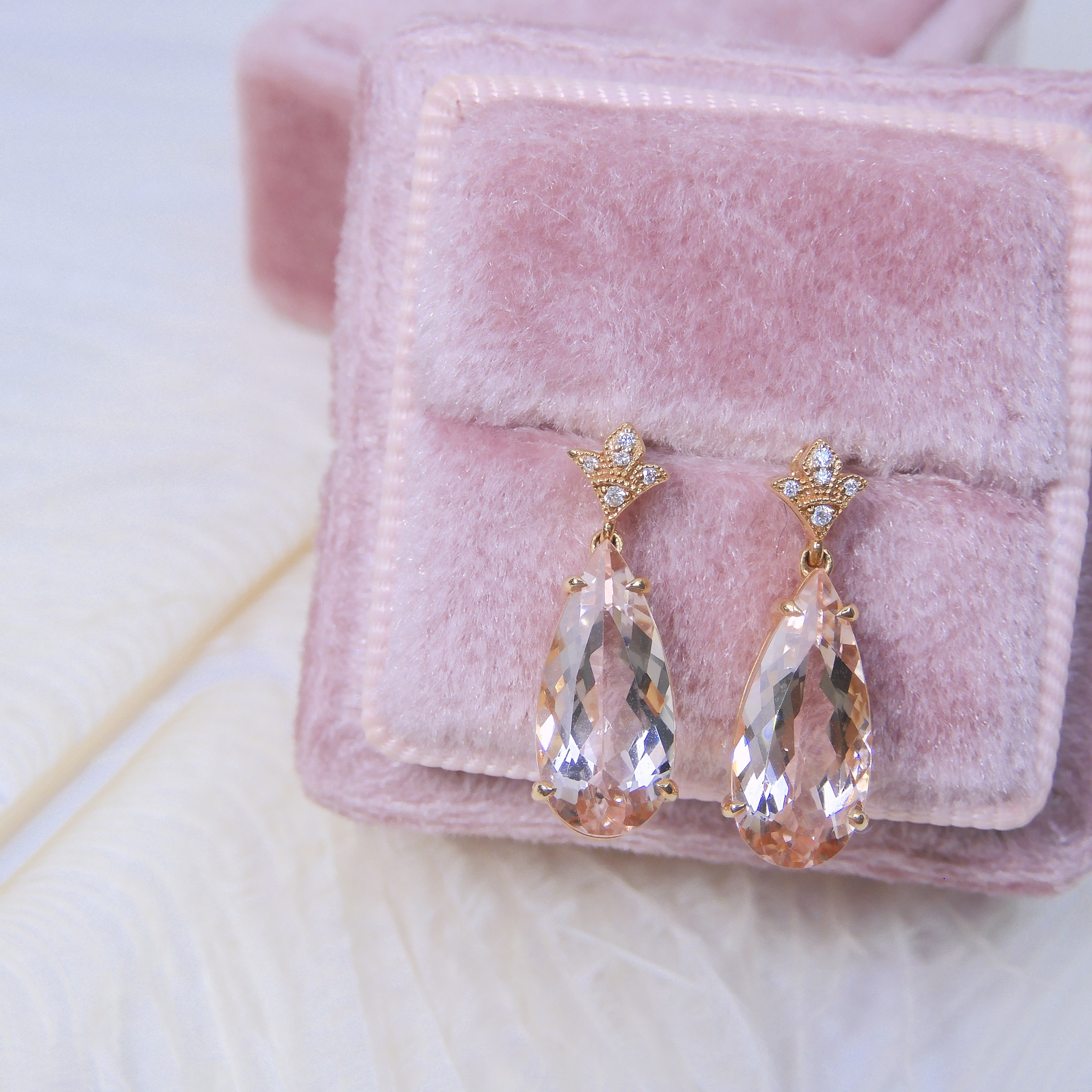 18K金 3.82ct 摩根石耳釘