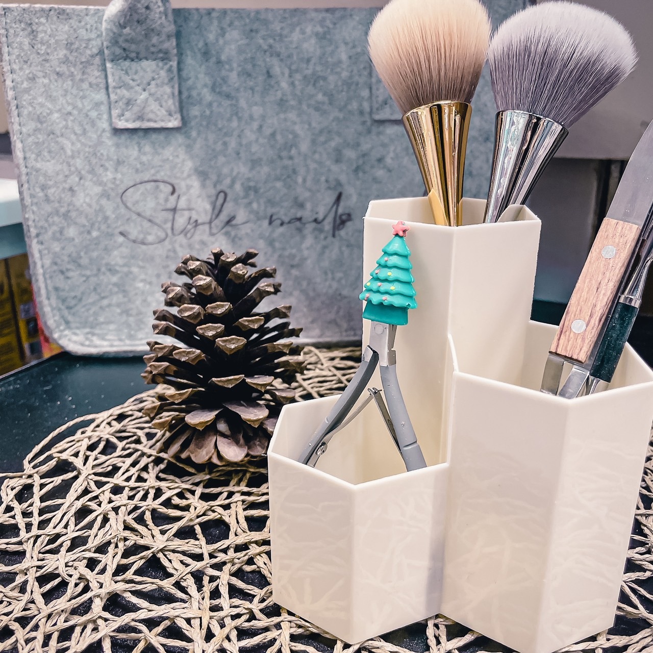 Ins文青風蜂巢筆筒 三洞筆筒