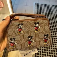 [S] COACH CN033 DISNEY CRN ZIP,B4/KHAKI/REDWOOD MULTI, 196395080397 (SCO603)