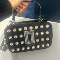 [S] KARL LAGERFELD LH9E07BI SIMONE TOP HANDLE PEARLS STUDDED CROSSBODY,BLACK/PEARL, 194775073151 (SKL799)