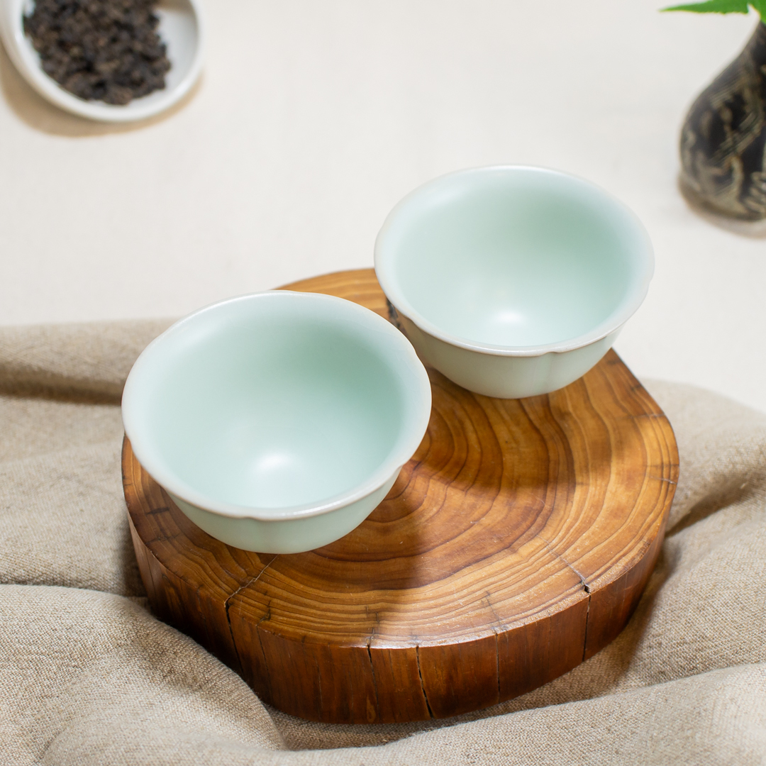 霧青汝窯葵口杯｜張迺妙茶師紀念館