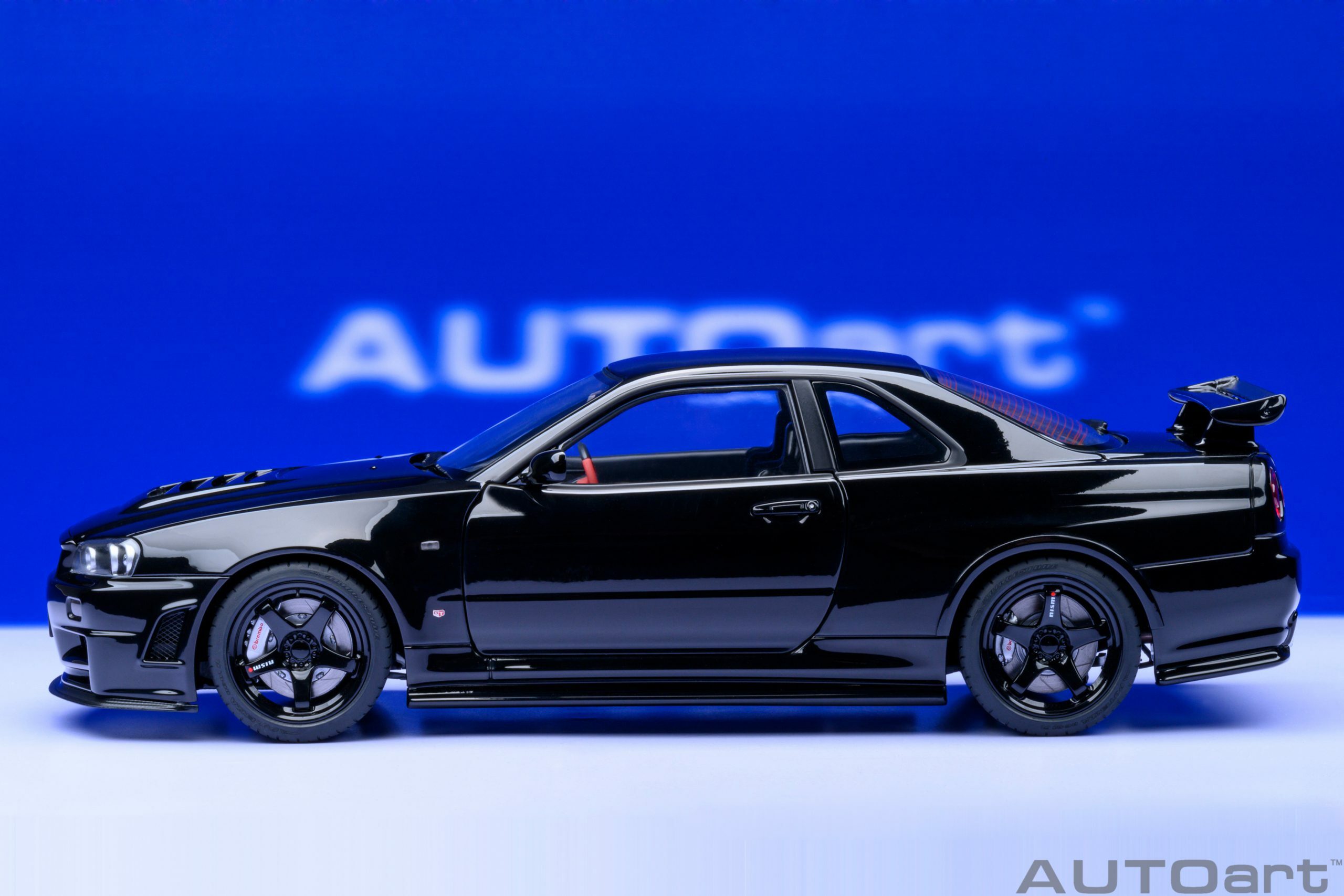 1/18 AUTOART Nissan Skyline GT-R (R34) Z-Tune (Black Pearl) (77463)