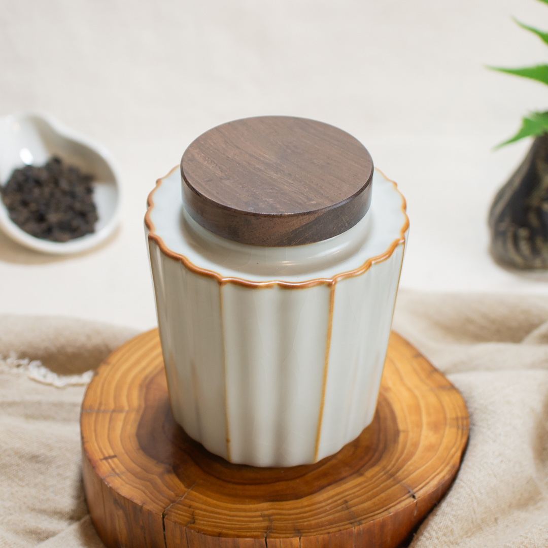 精品汝窯如意茶葉罐