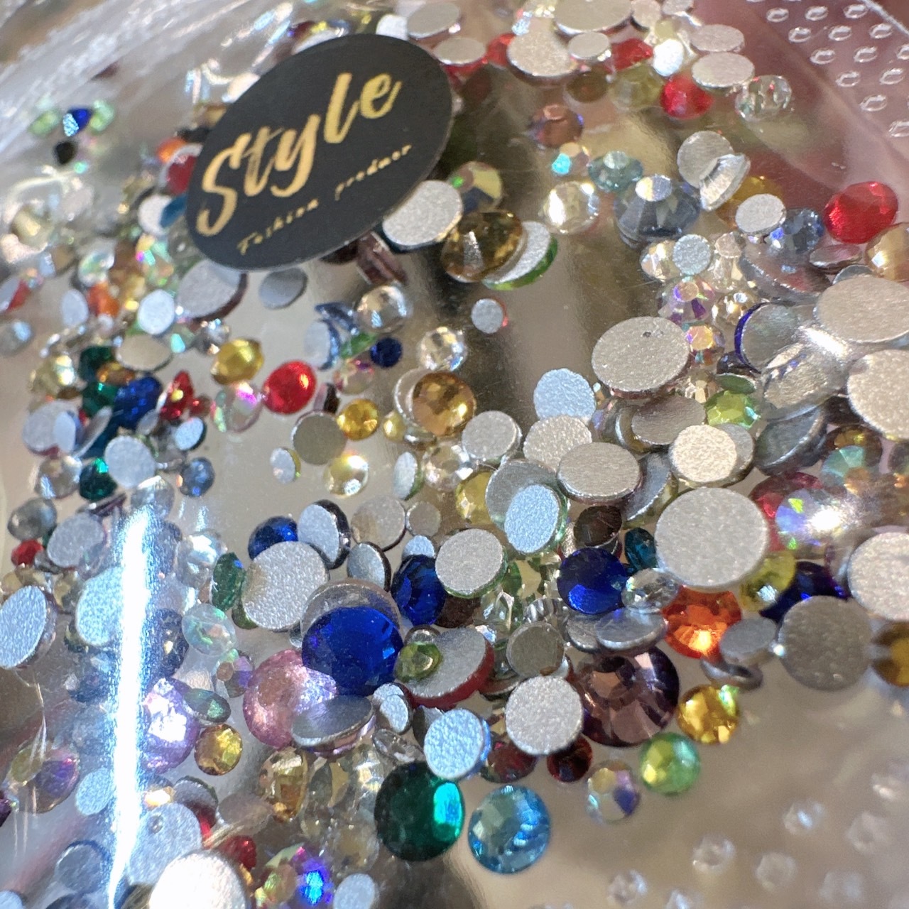 圓型七彩大小混鑽