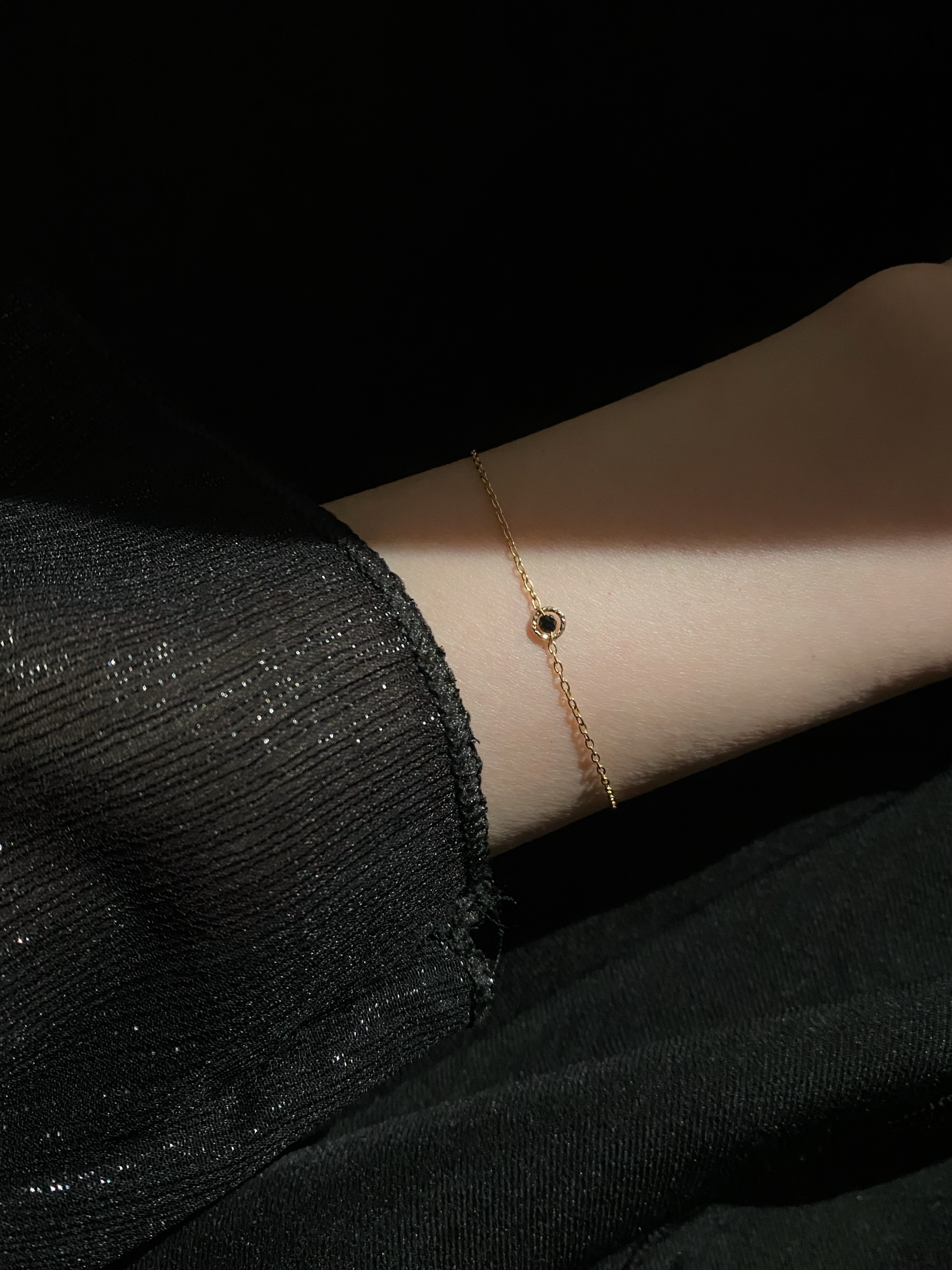 亮亮圈圈黑尖晶手鍊