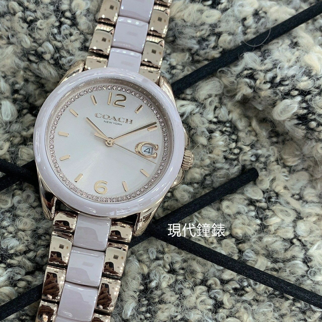 【COACH】優雅陶瓷晶鑽女錶 CO14504188 36mm 現代鐘錶