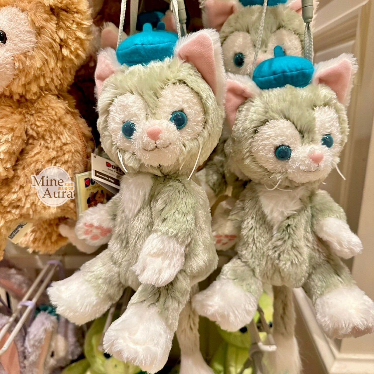 傑拉托尼 畫家貓 Gelatoni 側姿 絨毛娃娃玩偶設計 斜背 小包 -香港迪士尼樂園
