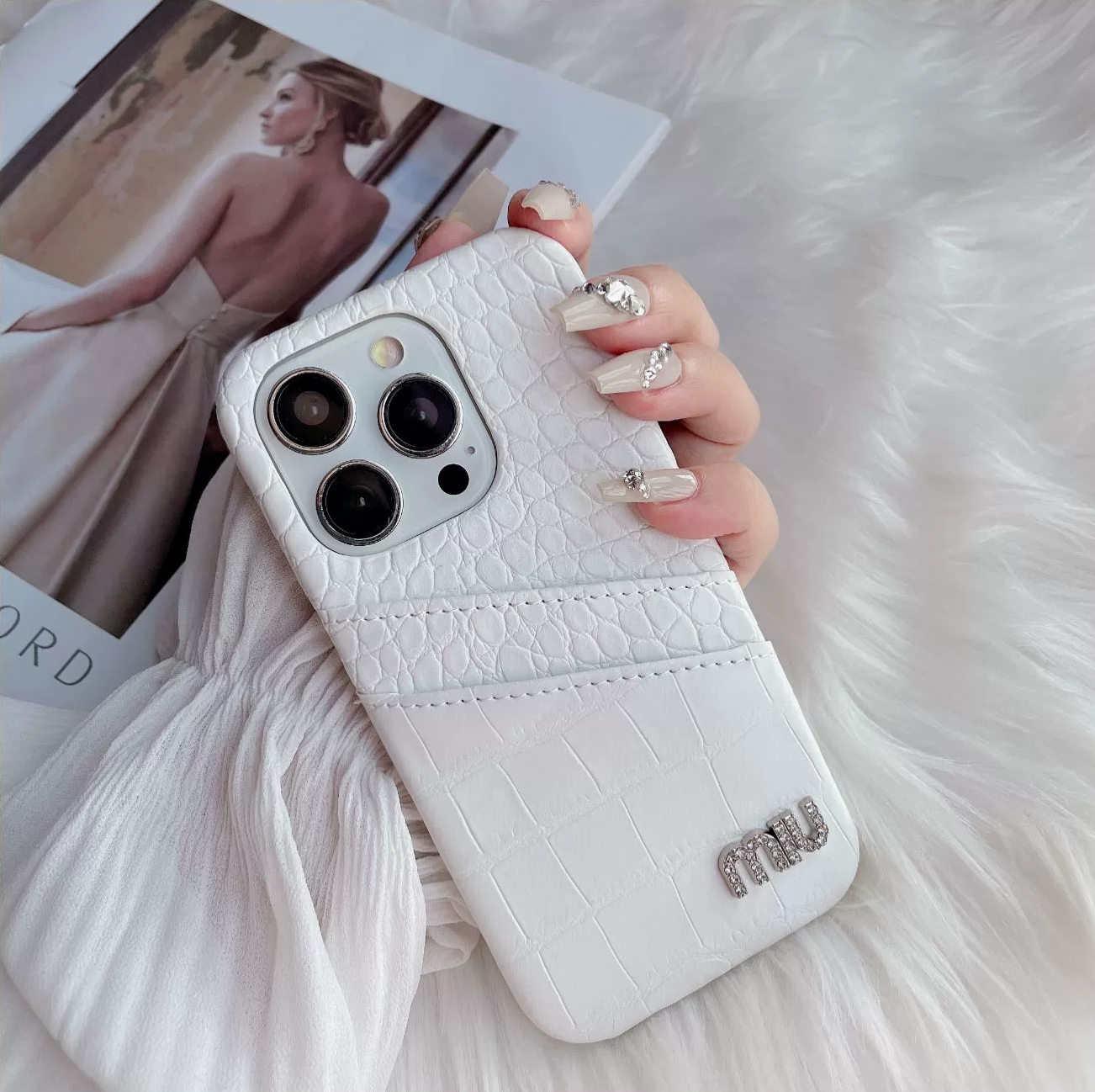 MIU閃鑽皮革手機殼