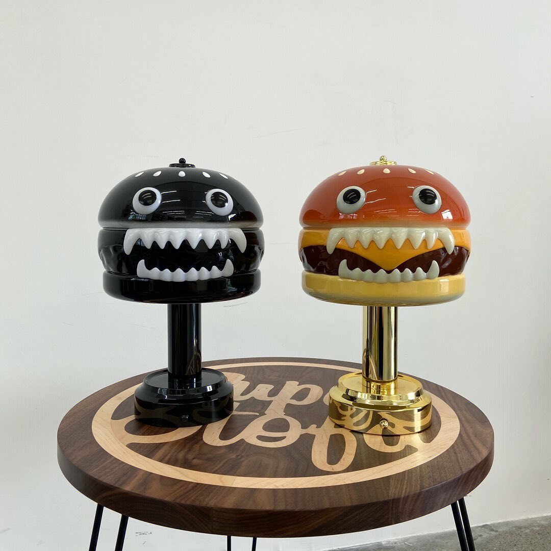 🇯🇵 UNDERCOVER X Medicom Toy HAMBURGER LAMP 漢堡燈原色黑色