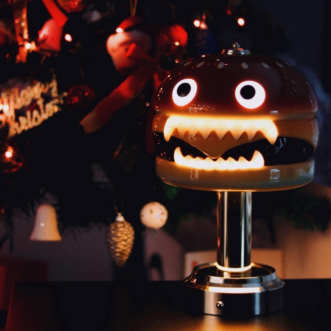 即発送 UNDERCOVER HAMBURGER LAMP アンカバ ランプ 黒 UNDERCOVER HAMBURGER LAMP ブラック 【公式通販】