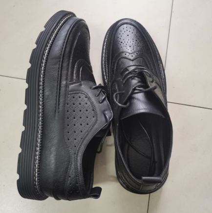 Leather shoes (sandals, breathable style)