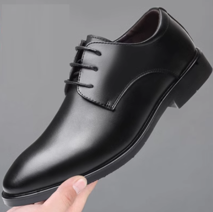 Leather shoes (lace-up style)