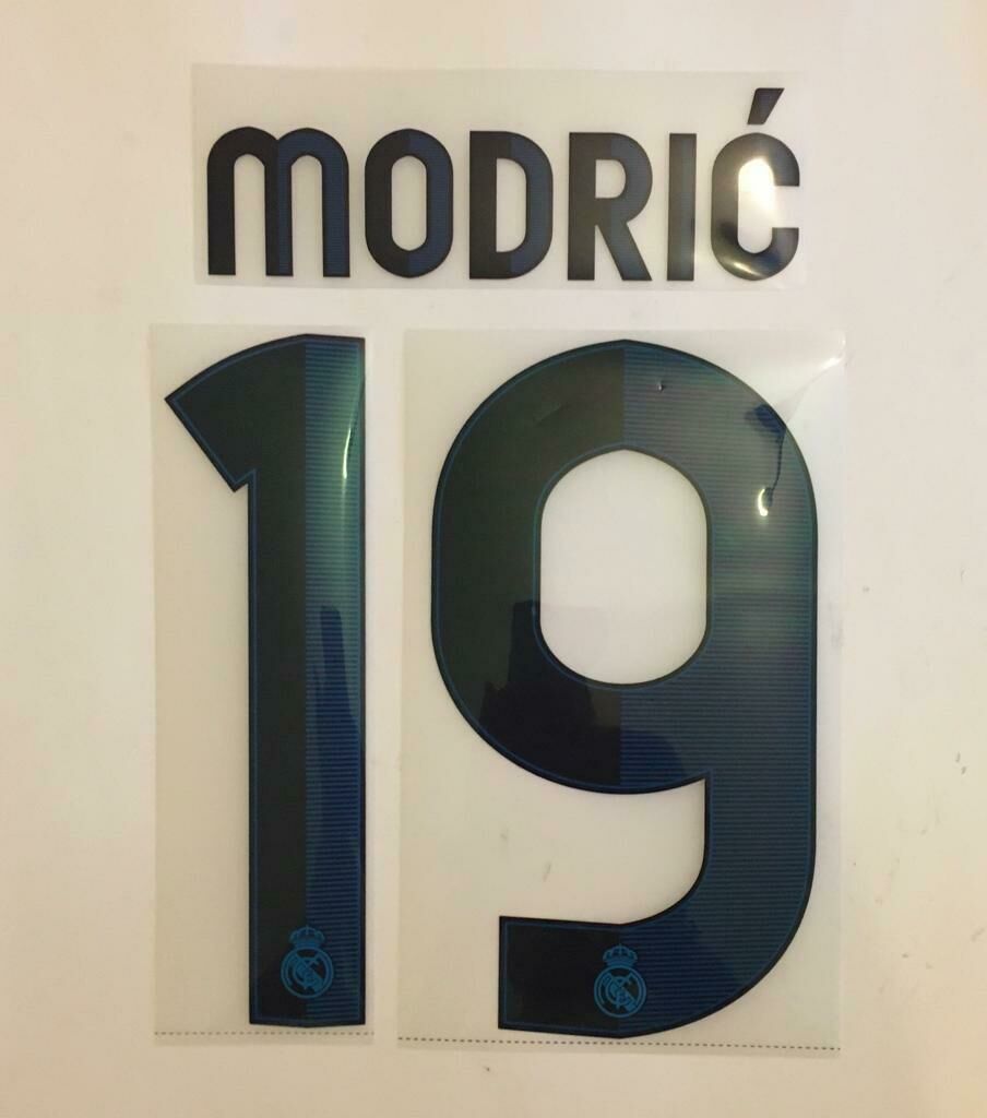 2012 Real Madrid Home Official Nameset 19 MODRIC