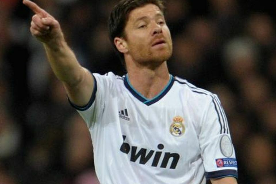 2012 Real Madrid Home UEFA Official Nameset 14 ALONSO