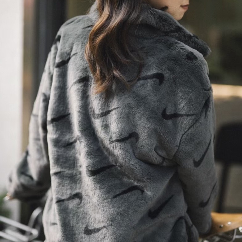 NIKE 滿版毛絨絨外套 鐵灰 奶灰 DQ6843-070/DQ6843-072