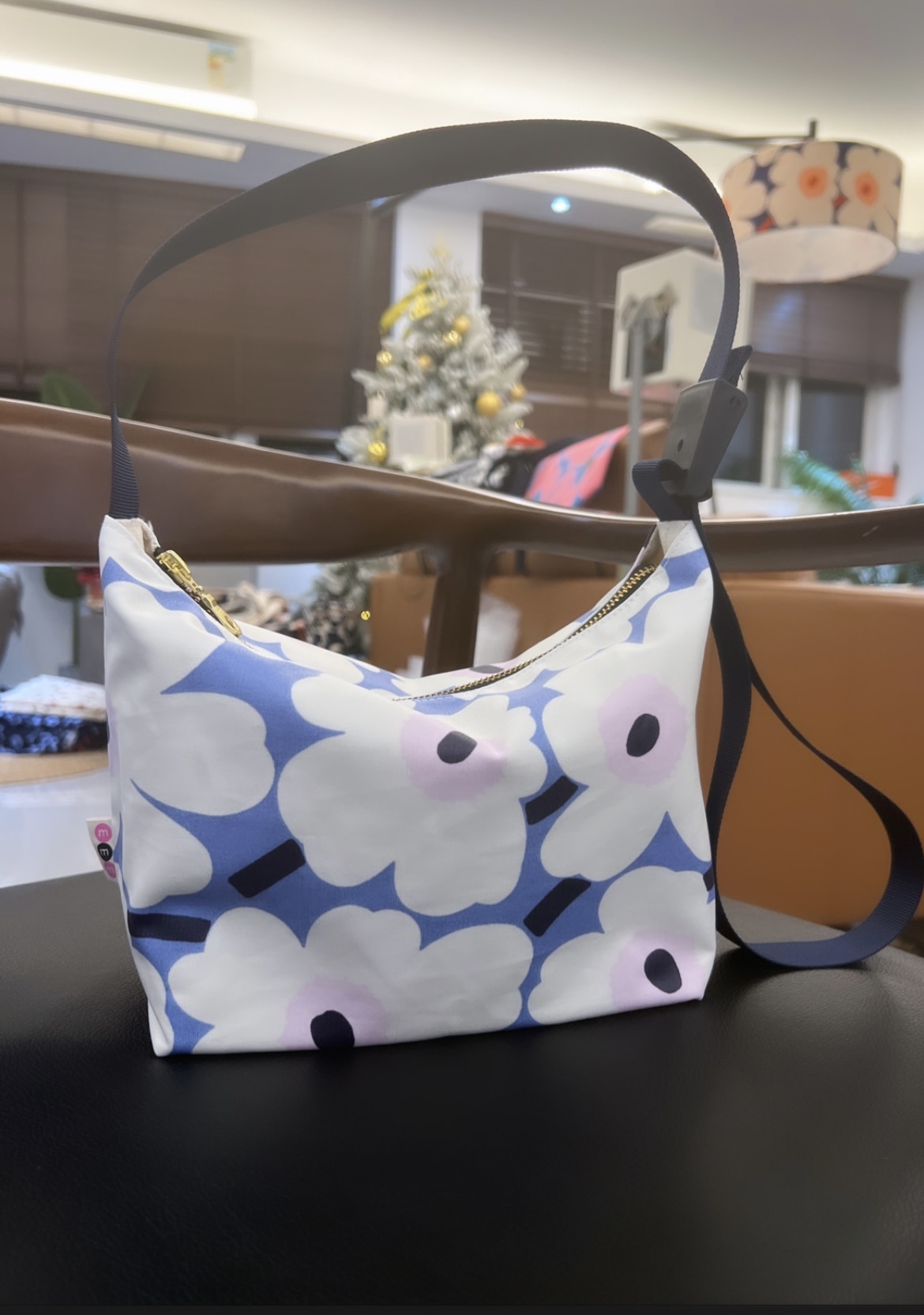 Em’s essential shoulder bag | small size | Marimeko Limited Waterproof Fabric | Baby Blue unikko