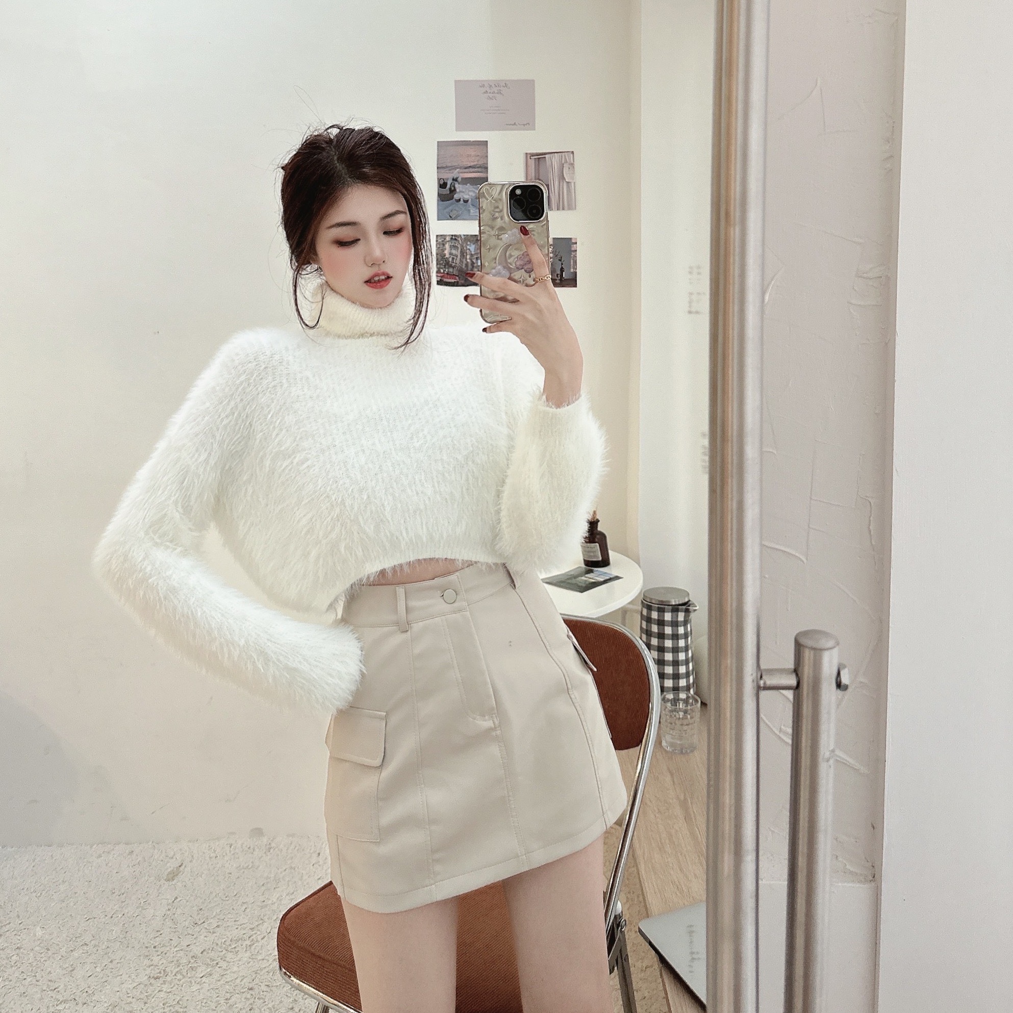 超軟水貂毛高領上衣/四色