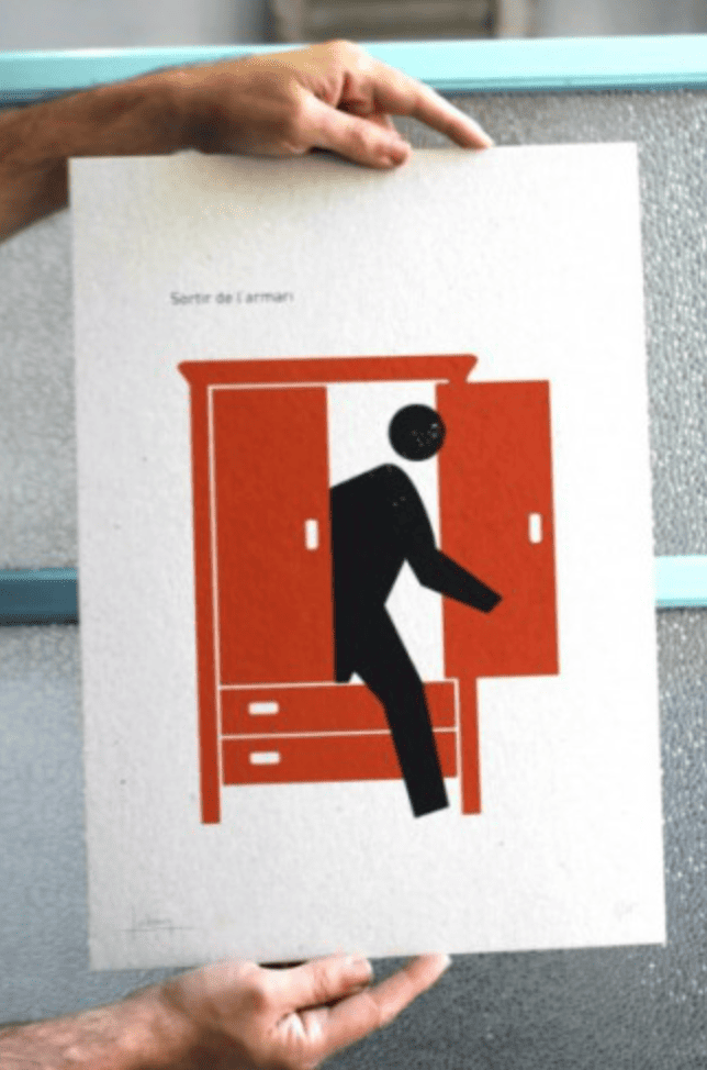 Sortir de l'Armari (Cardboard)