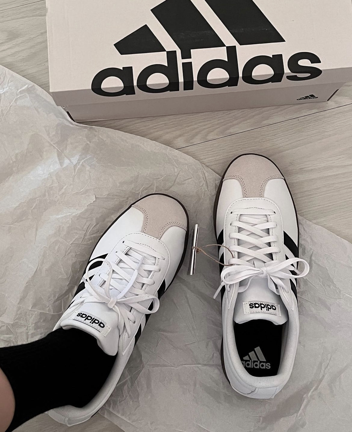 ADIDAS VL COURT BASE