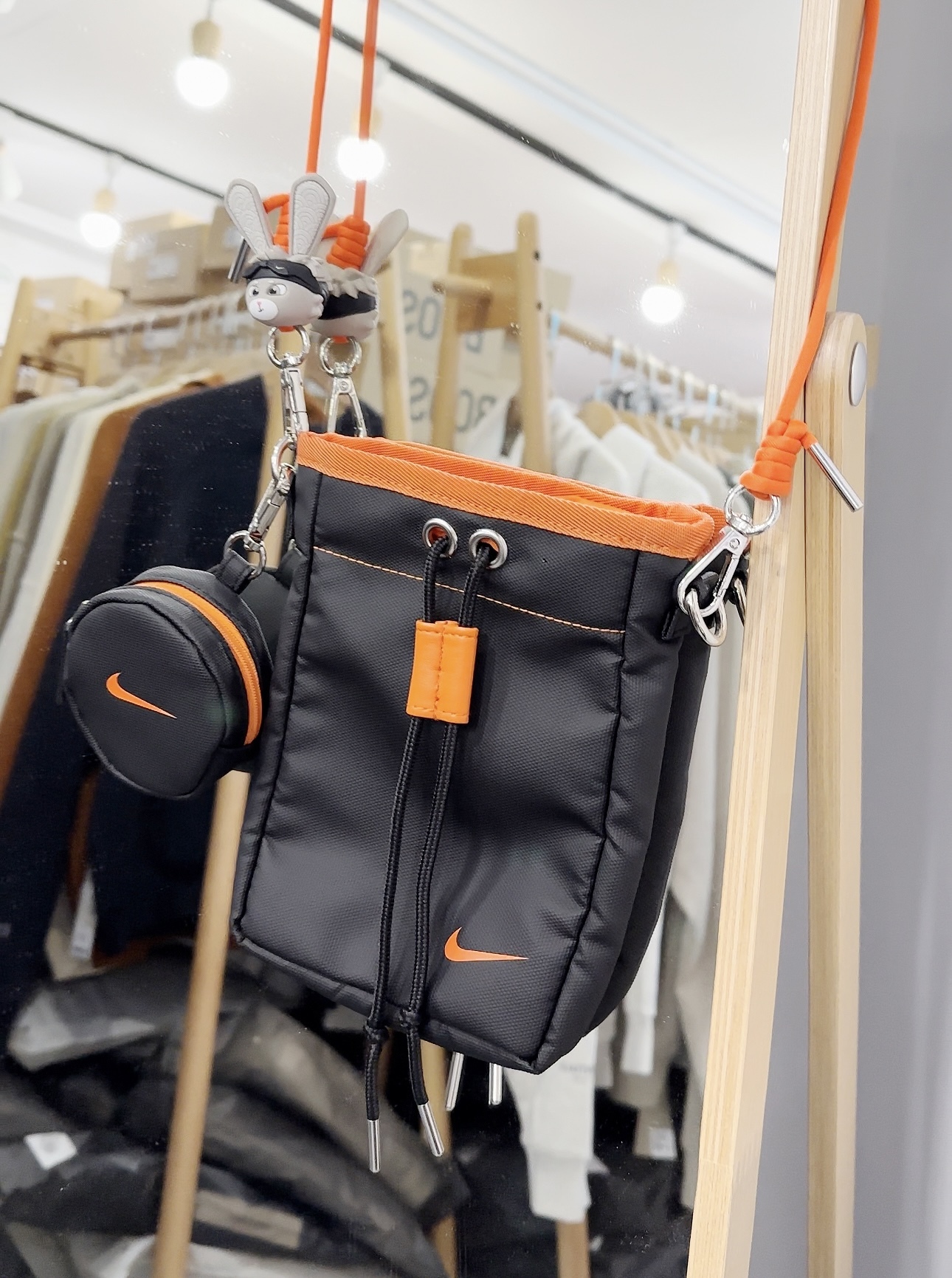 NIKE兔年隨身包 防潑水機能輕便小包 套裝