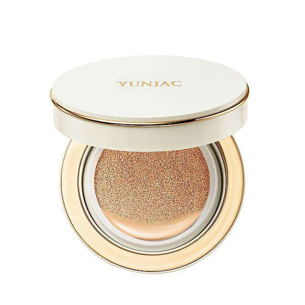YUNJAC Long Wear Porcelain Cushion Foundation 15g (with Refill)