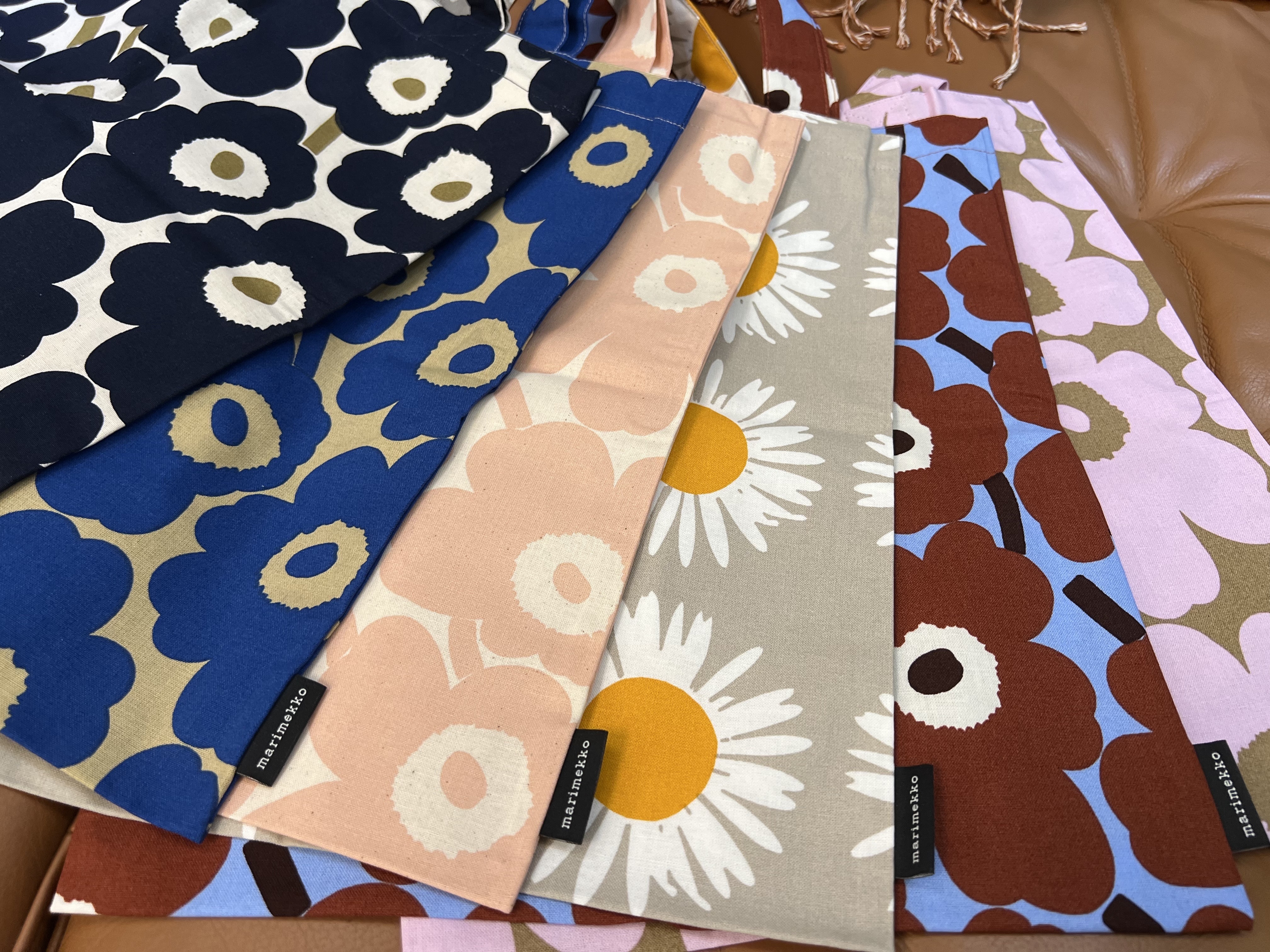 代購現貨 ｜ Marimekko 日本限定 Tote bag | Mini Unikko beige & blue