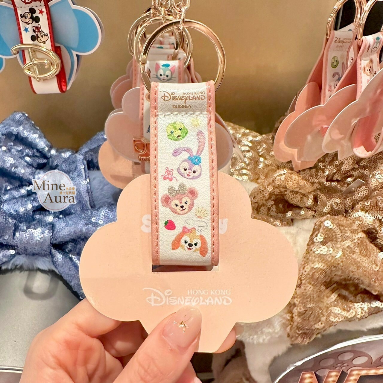 達菲 Duffy 與好友們 金色 Logo 鑰匙圈 吊飾 髮圈髮箍 固定環 -香港迪士尼樂園