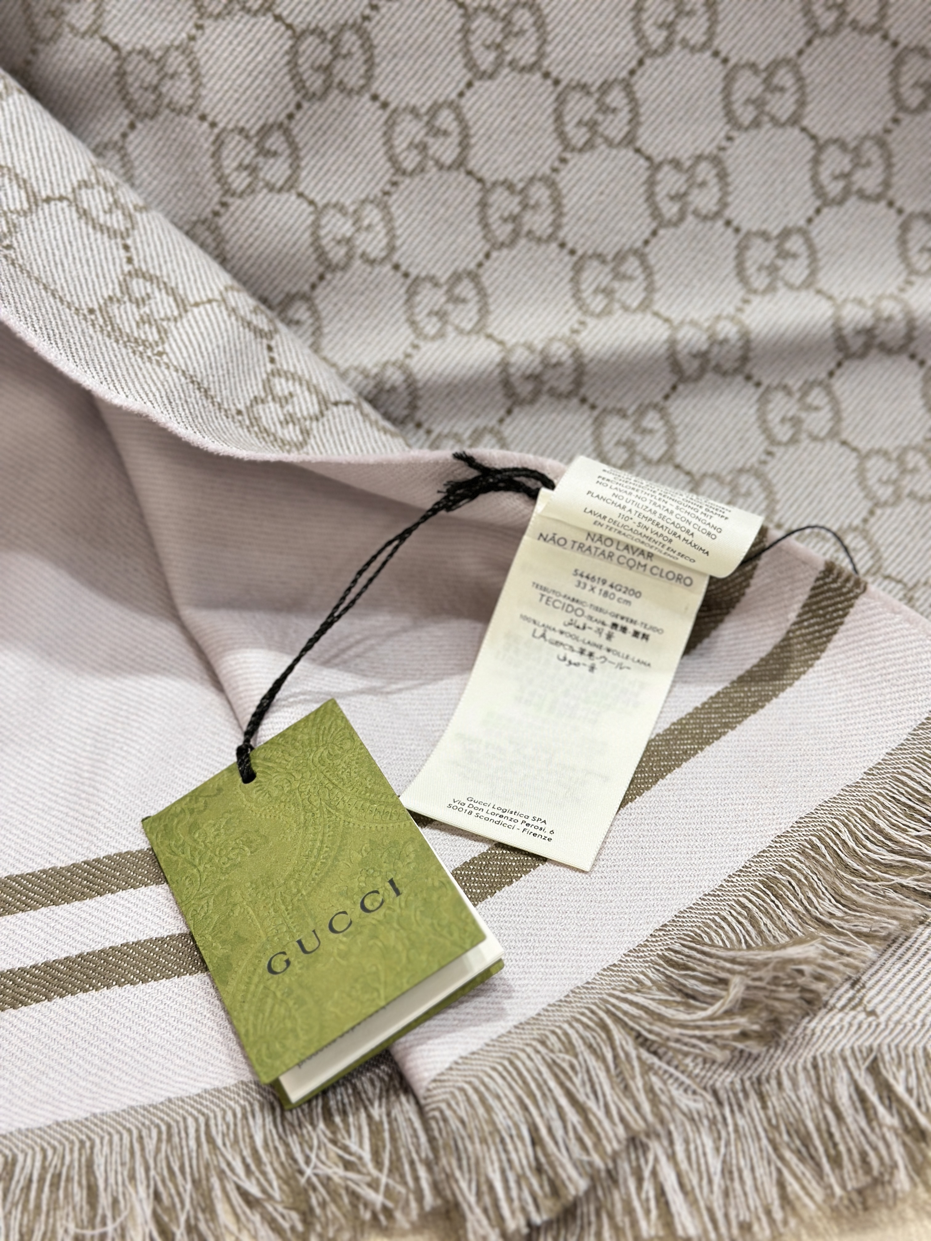 GUCCI Arlisse GG Scarf