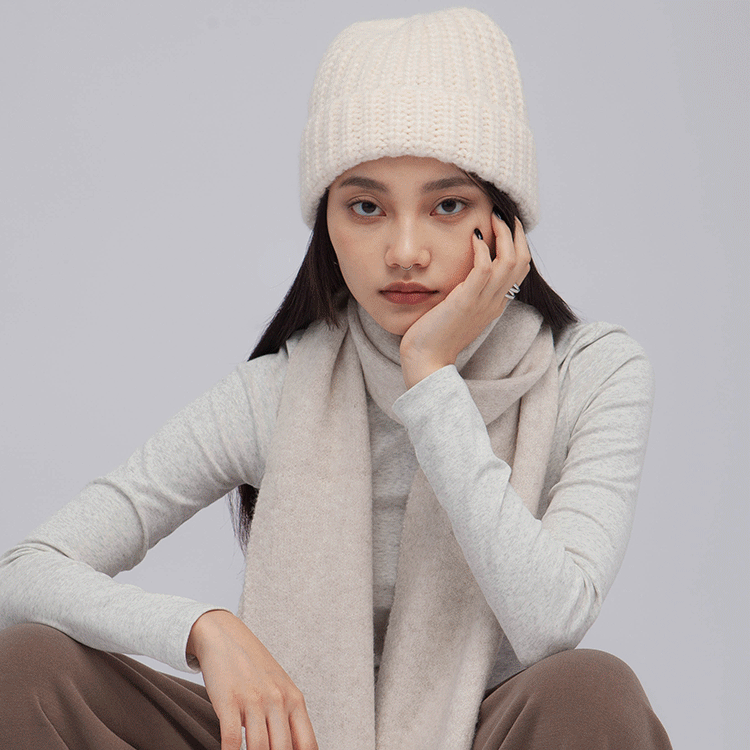 羊毛混紡粗針織帽