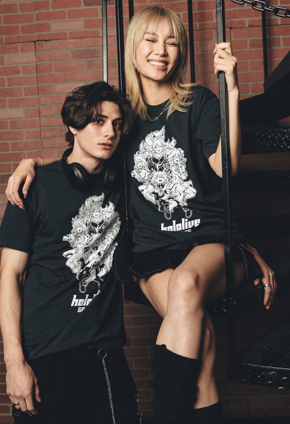 「官方代購」Hololive GAMER X OMOCAT - hololive GAMERS T-Shirts