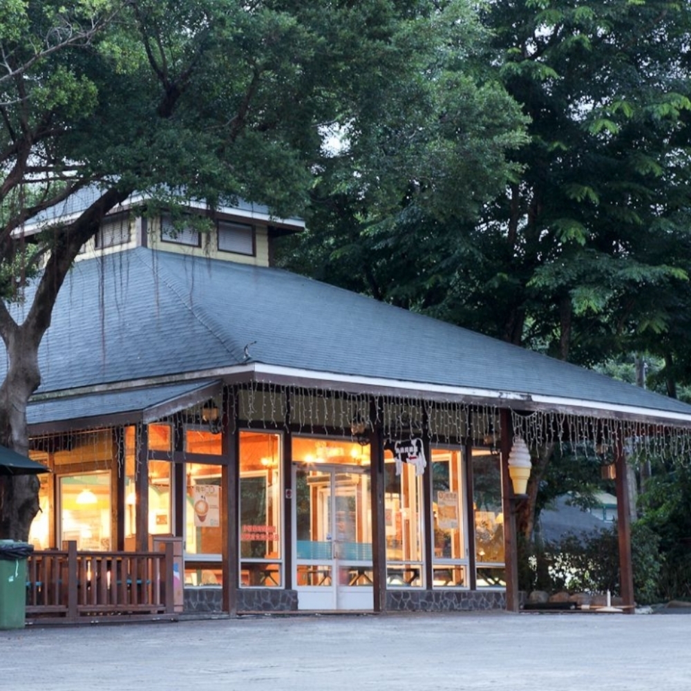 【苗栗】飛牛牧場 入園全票+烤布丁3入組  Ⓗ