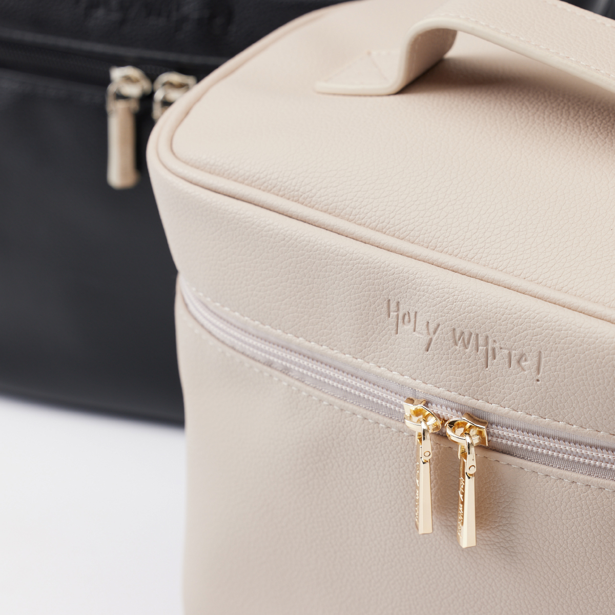 HoLy WHiTe 品牌皮革化妝包