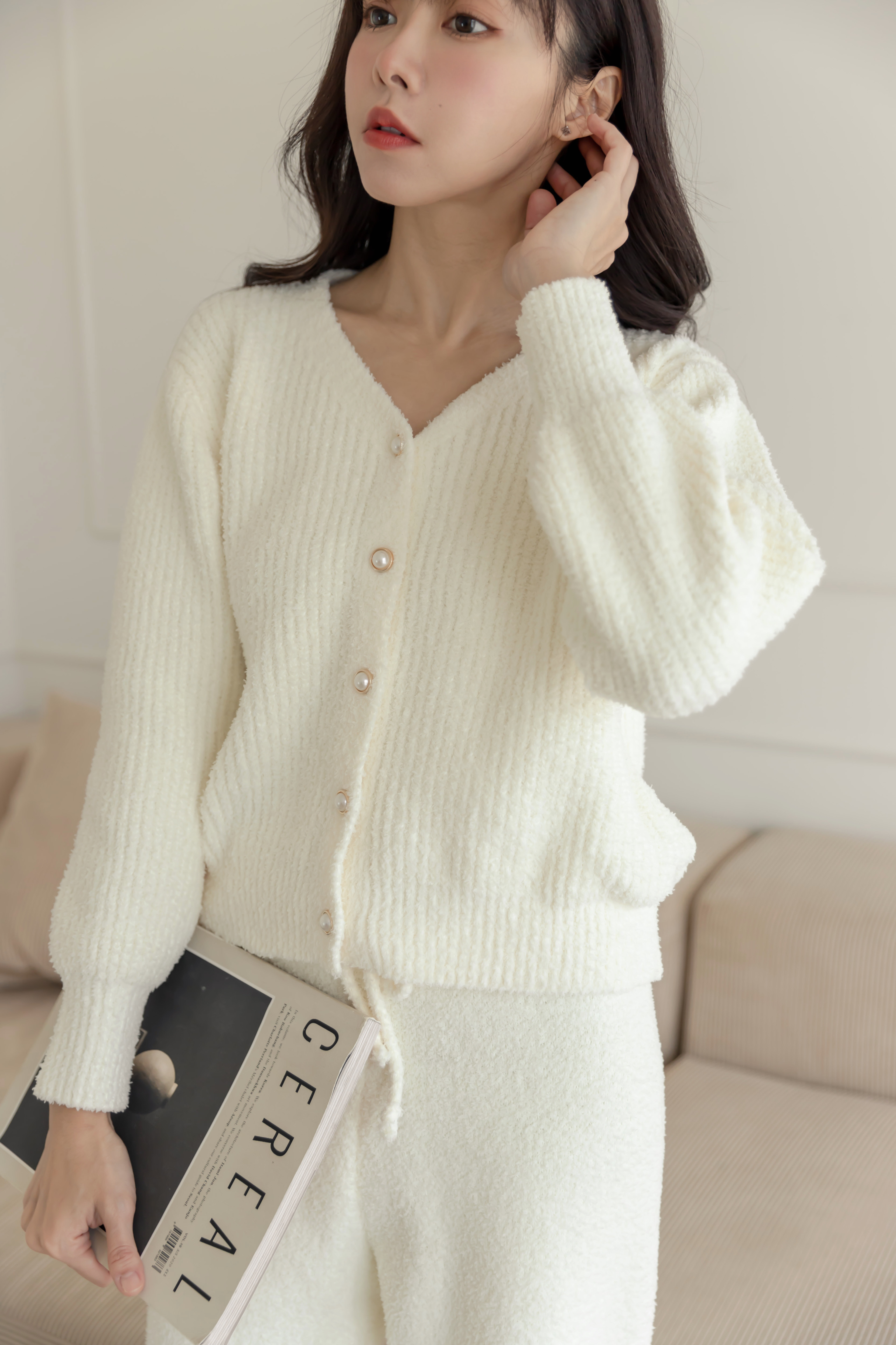 珊瑚絨珍珠釦套裝