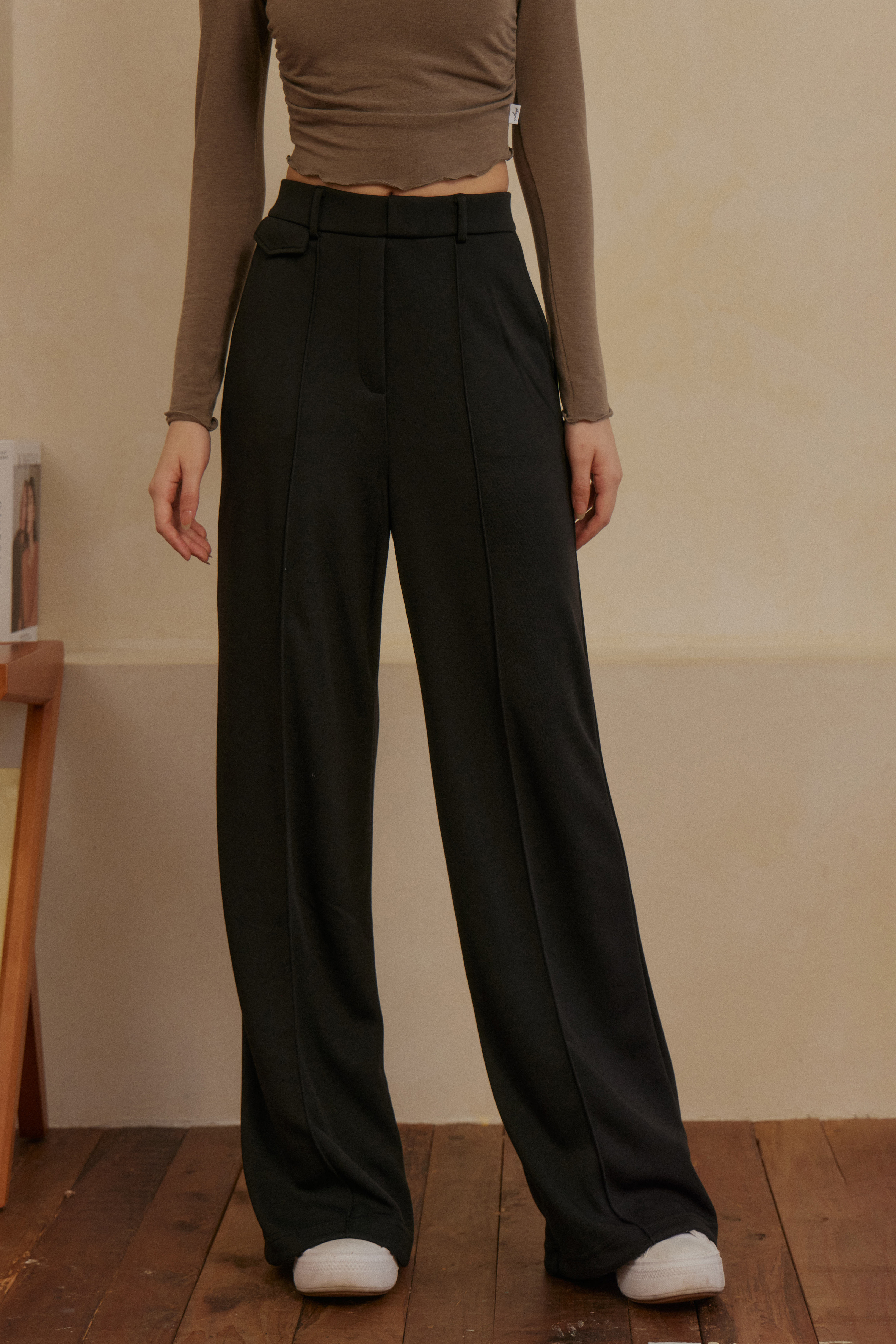 彈性腰頭西裝落地寬褲- 黑
