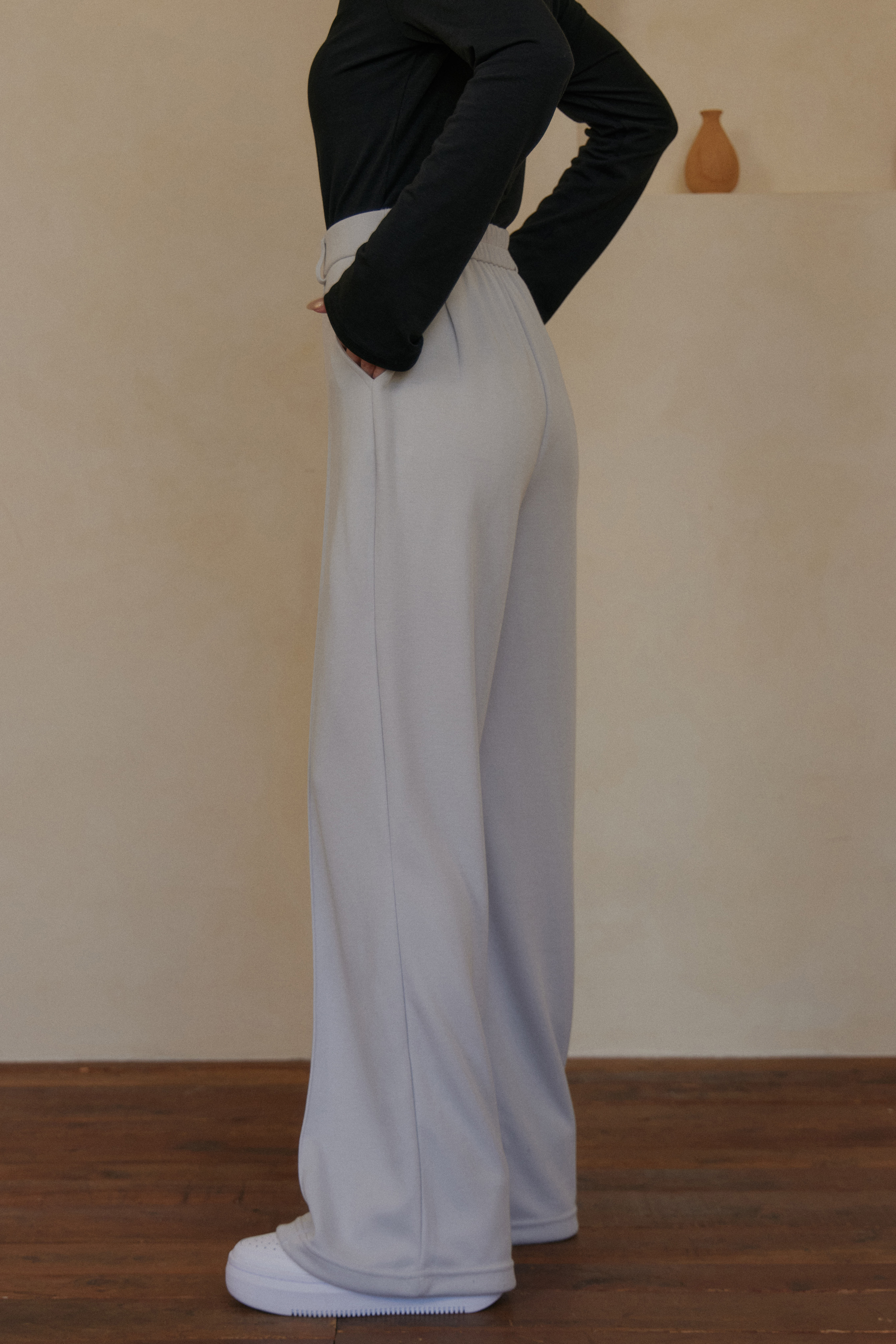 彈性腰頭西裝落地寬褲- 淺灰