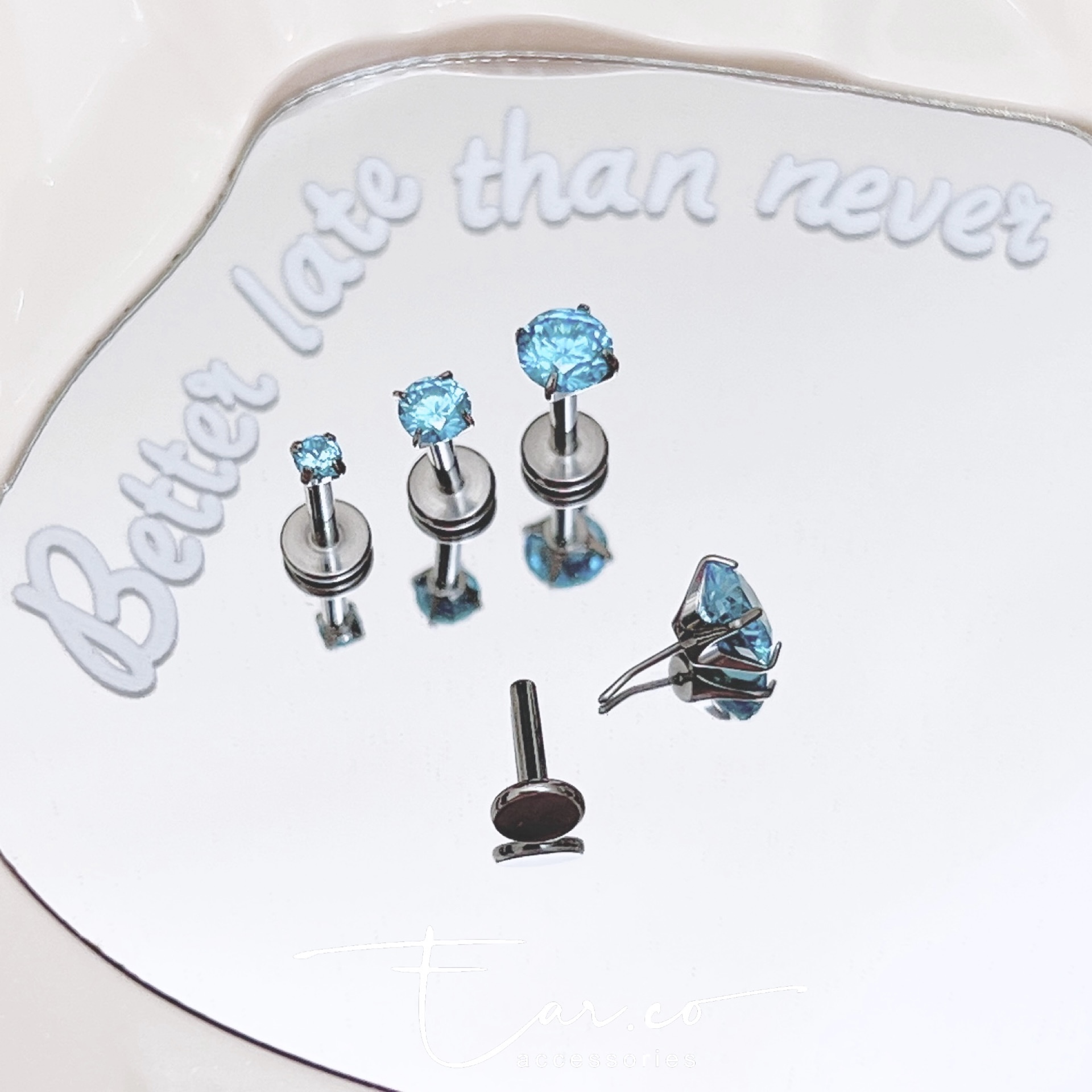 四爪天藍色閃石平頭耳門/耳珠/耳骨釘 [G23 Titanium] [單支]