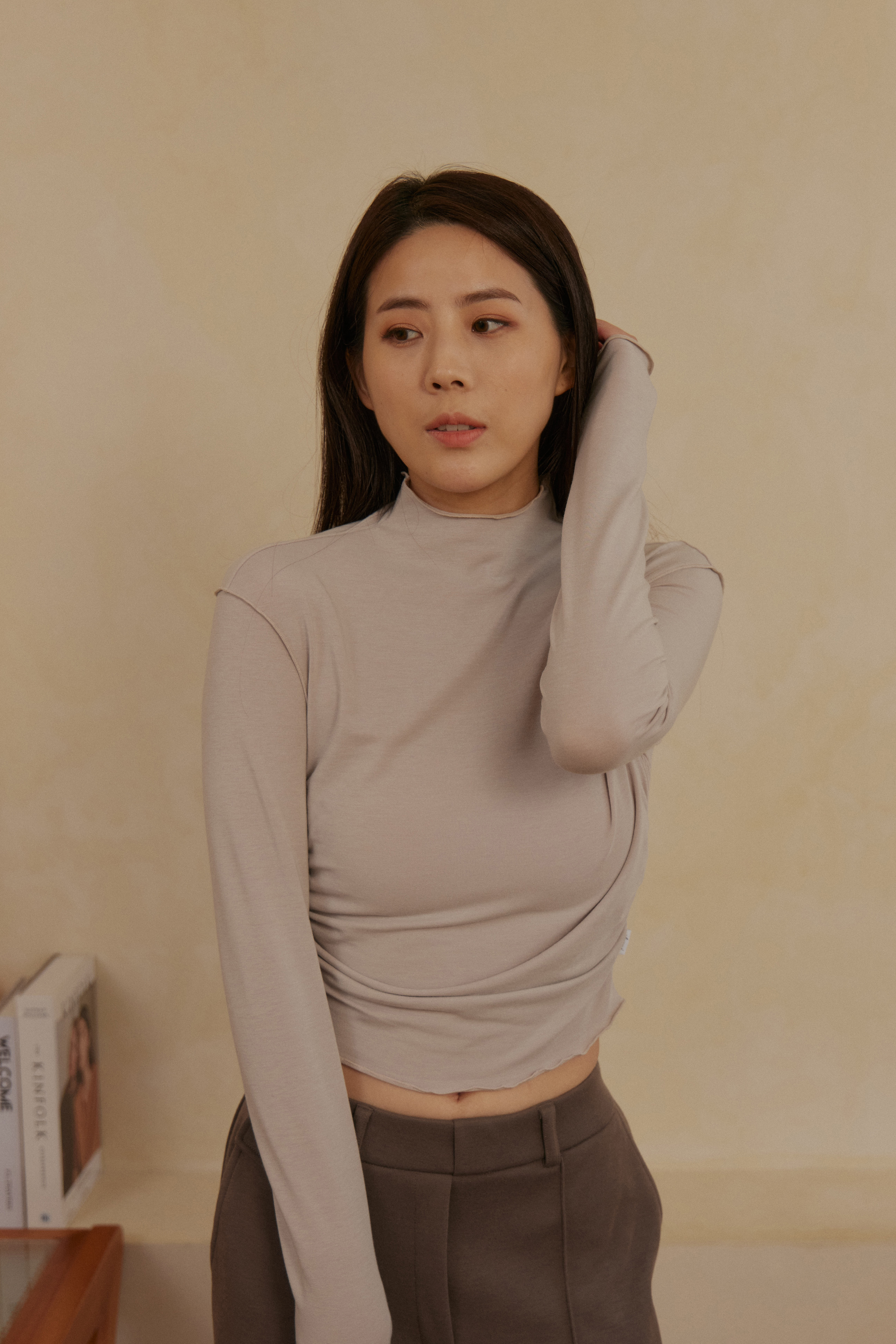 落袖木耳捲邊上衣- 杏