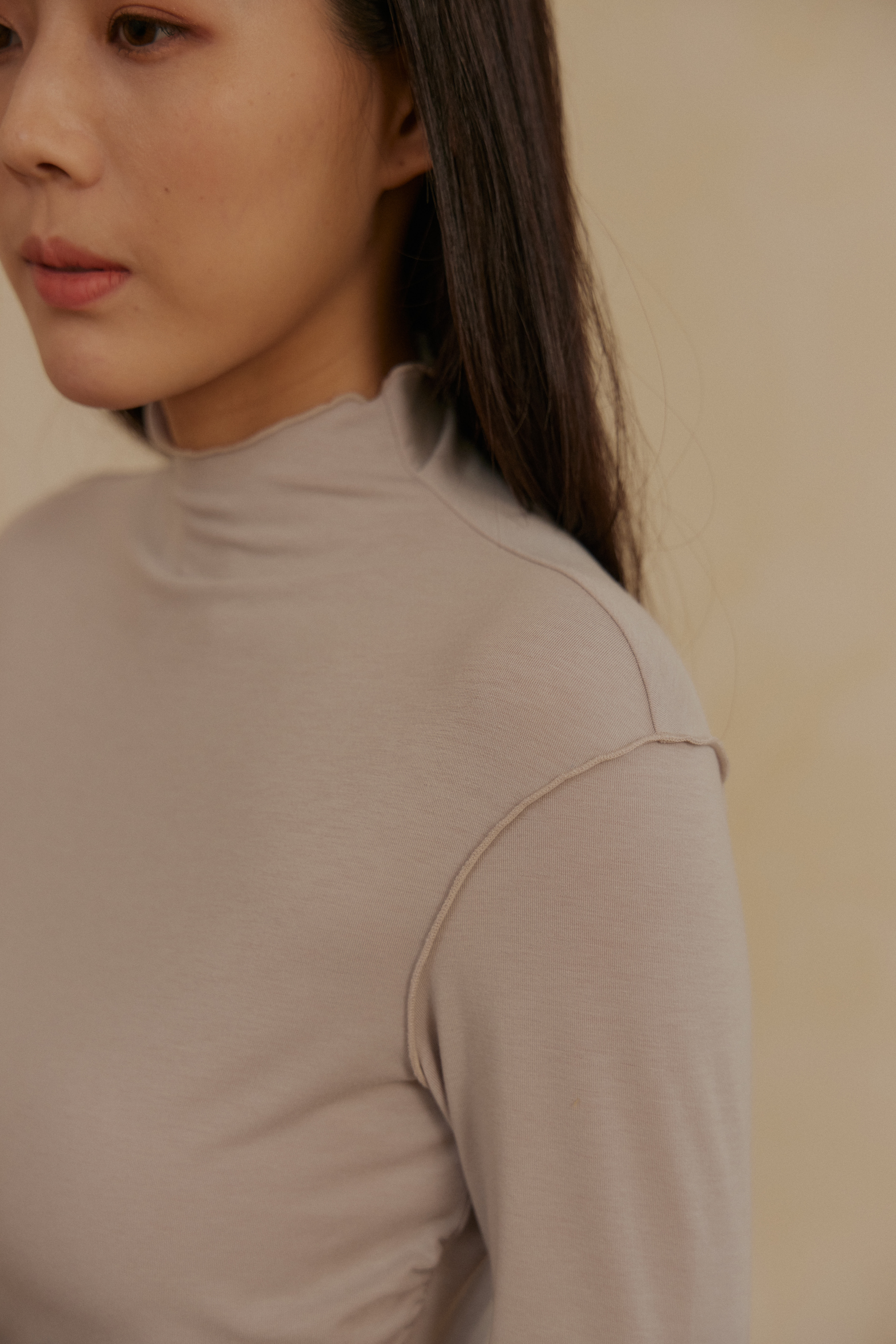 落袖木耳捲邊上衣- 杏