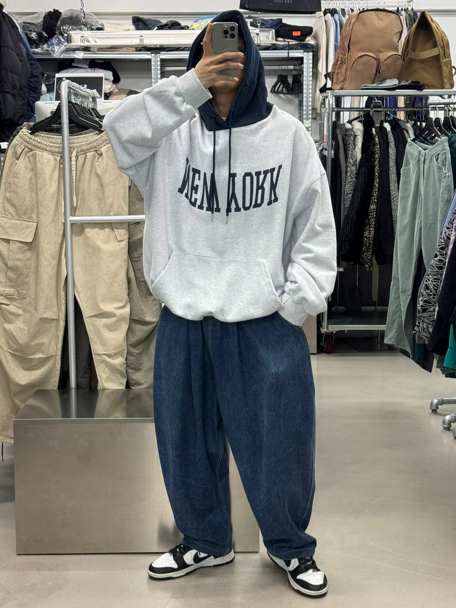 OverSize拼色英文字連帽衛衣 COVILL-043T