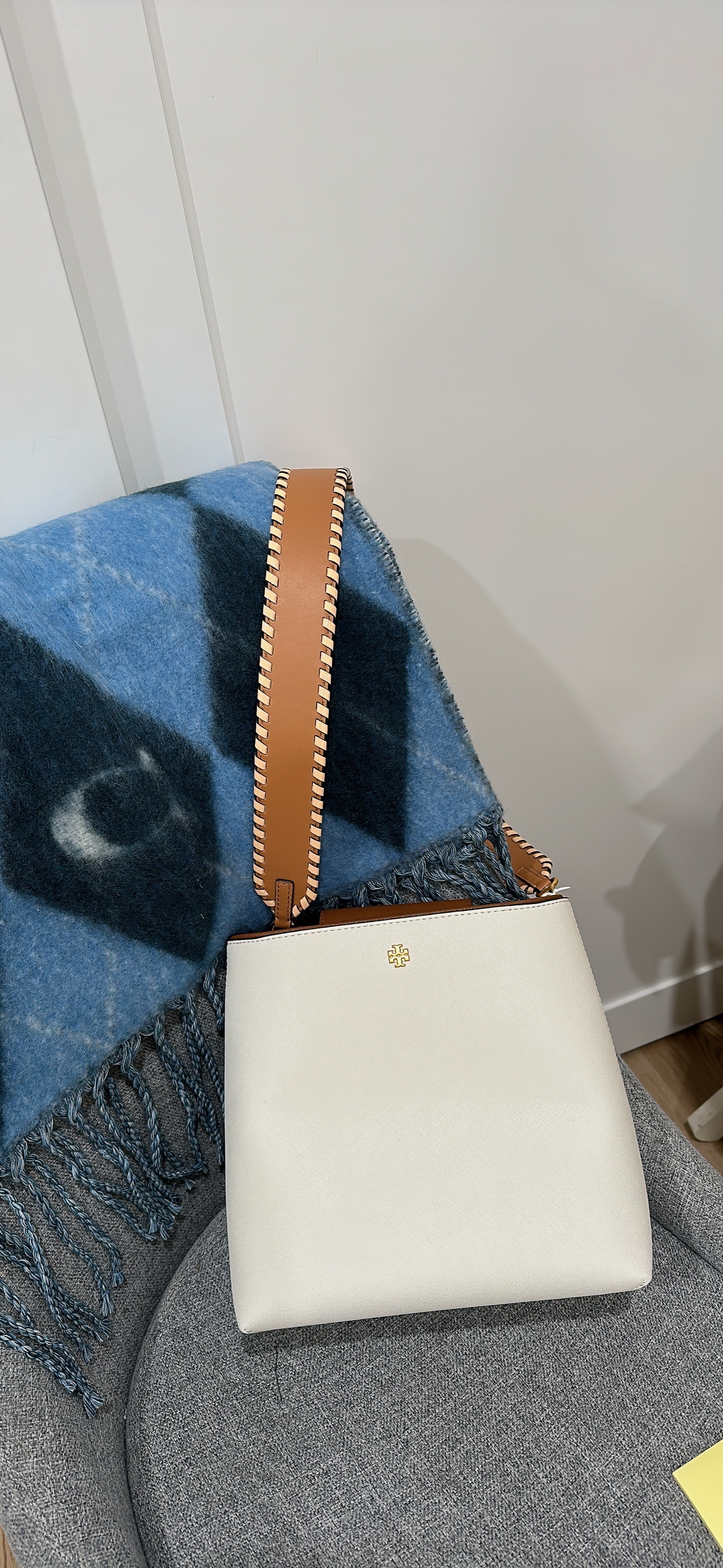 Tory Burch Emerson Bucket