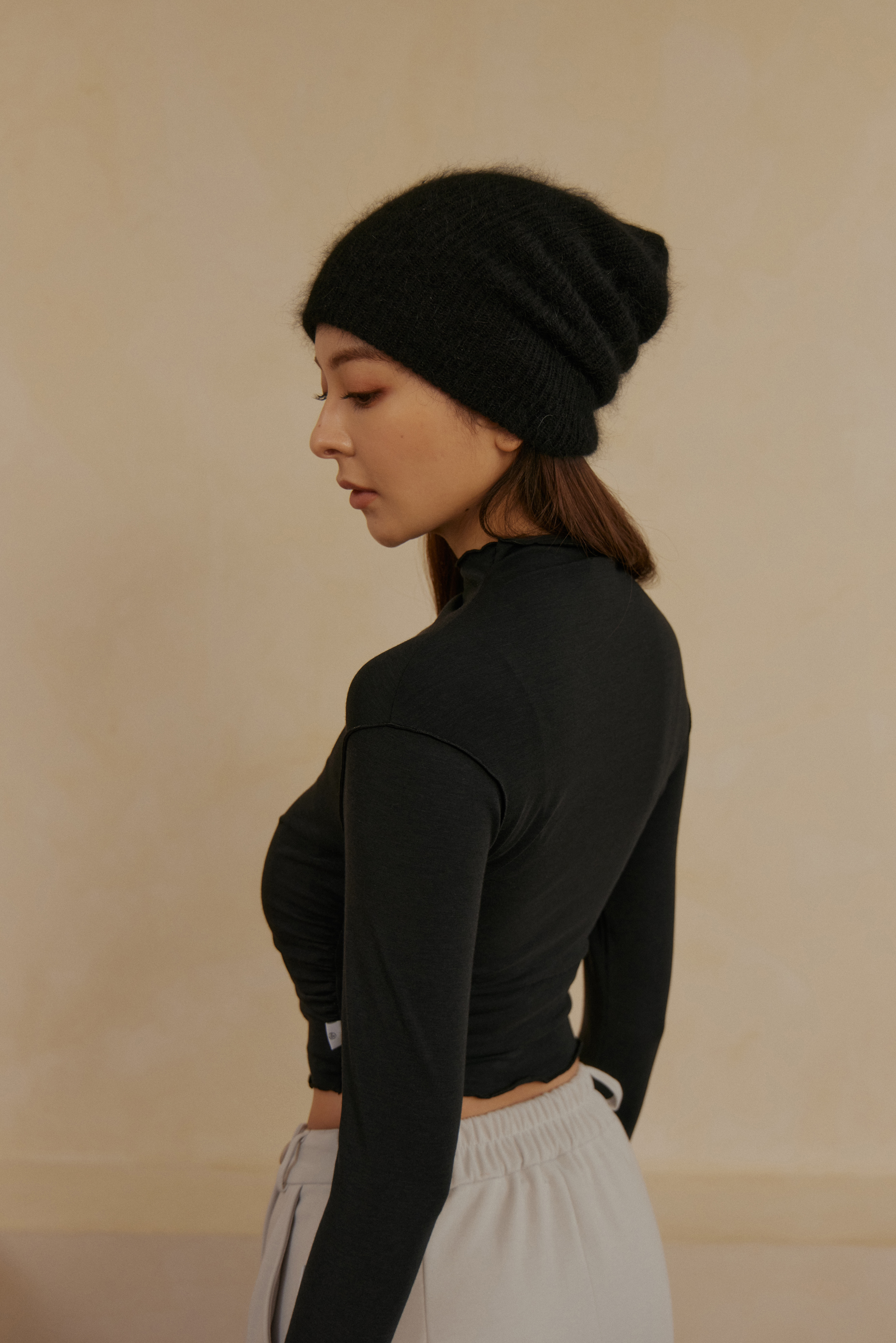 落袖木耳捲邊上衣- 黑