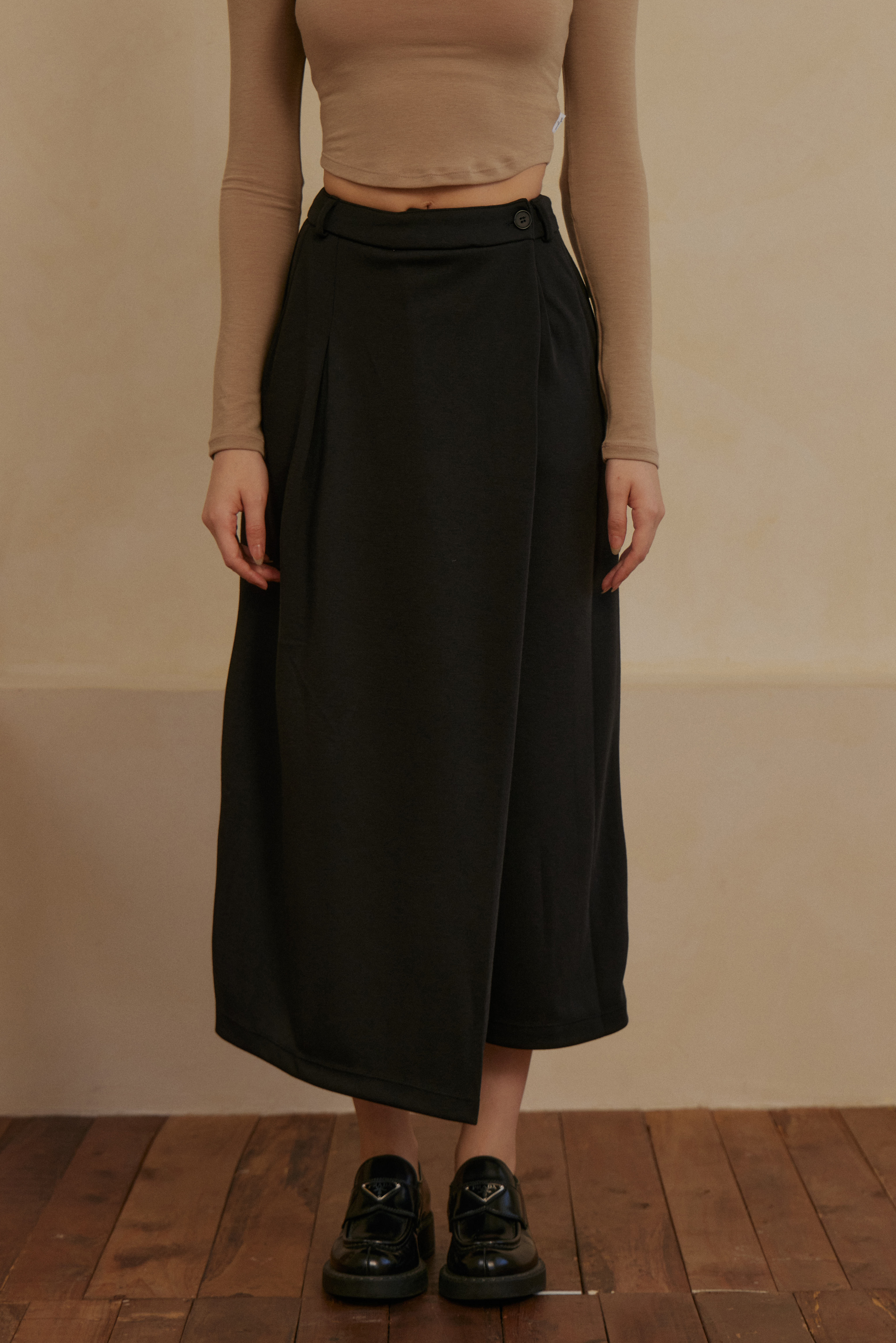 前打摺西裝長裙- 黑